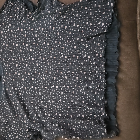 American Eagle Floral Cropped Top - Picture 5 of 9